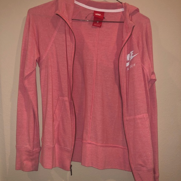 Nike Jacket - Picture 2 of 4